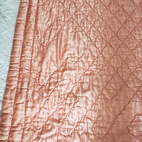 Lockport Vtg Quilted SATIN Comforter Blanket 66 x 85 Twin Pink Peach Thick Warm - Picture 11 of 16